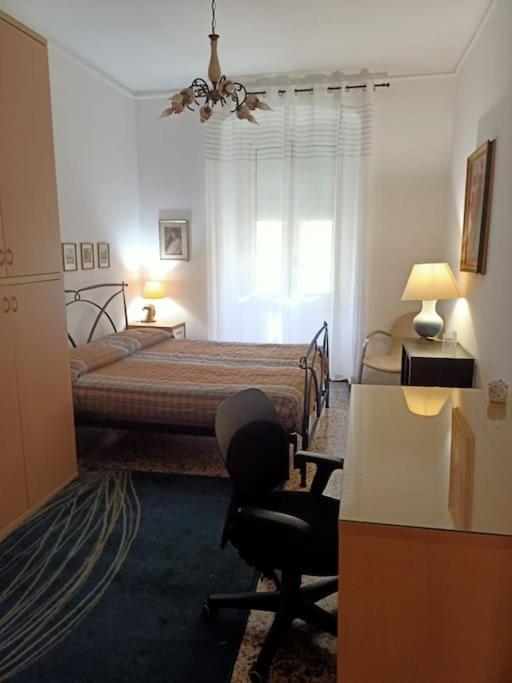 Appartamento Zona Centro Foce Genoa Bagian luar foto